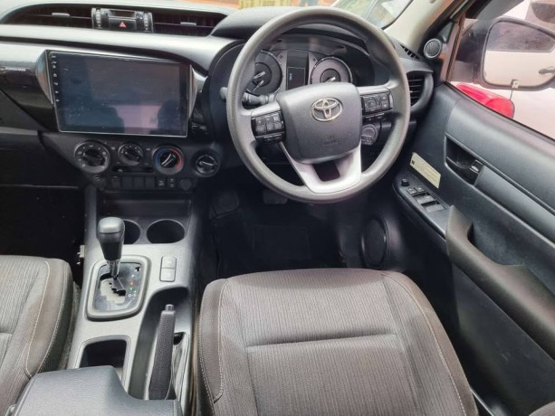 toyota-hilux-levo-big-0