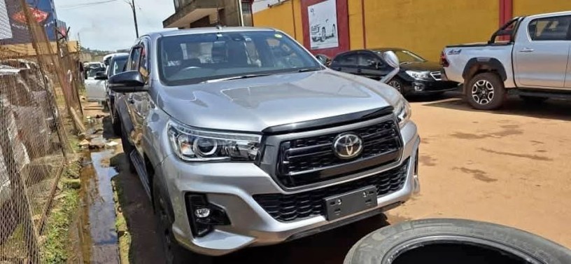 toyota-hilux-2019-big-2