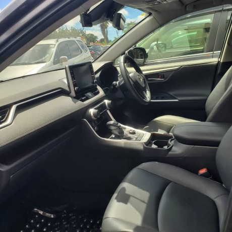 toyota-rav-4-big-3
