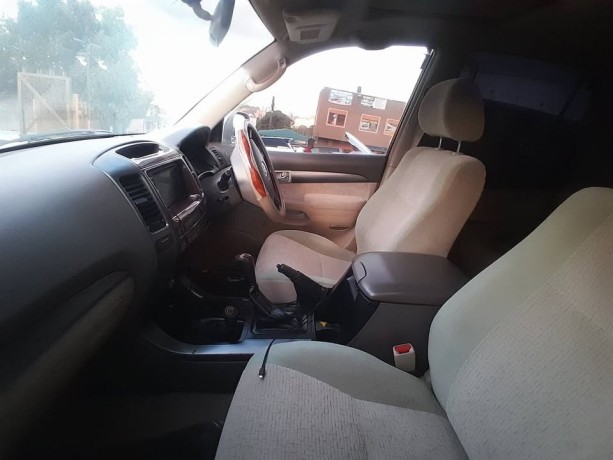 toyota-land-cruise-tx-big-2