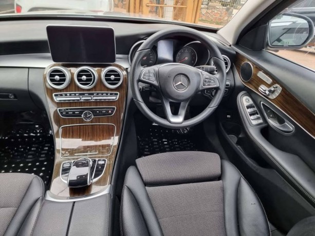 c200-on-sale-big-4