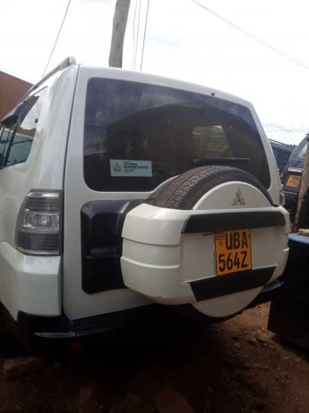 mitshubishi-pajero-big-1